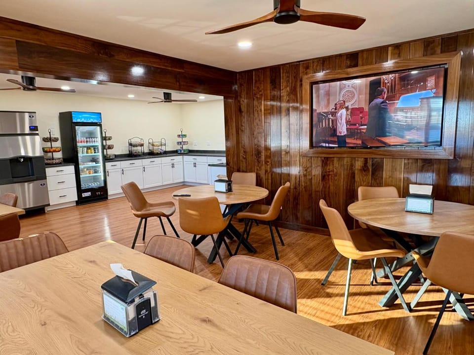 Americas Best Value Inn Wall Hotel in Pennington County
