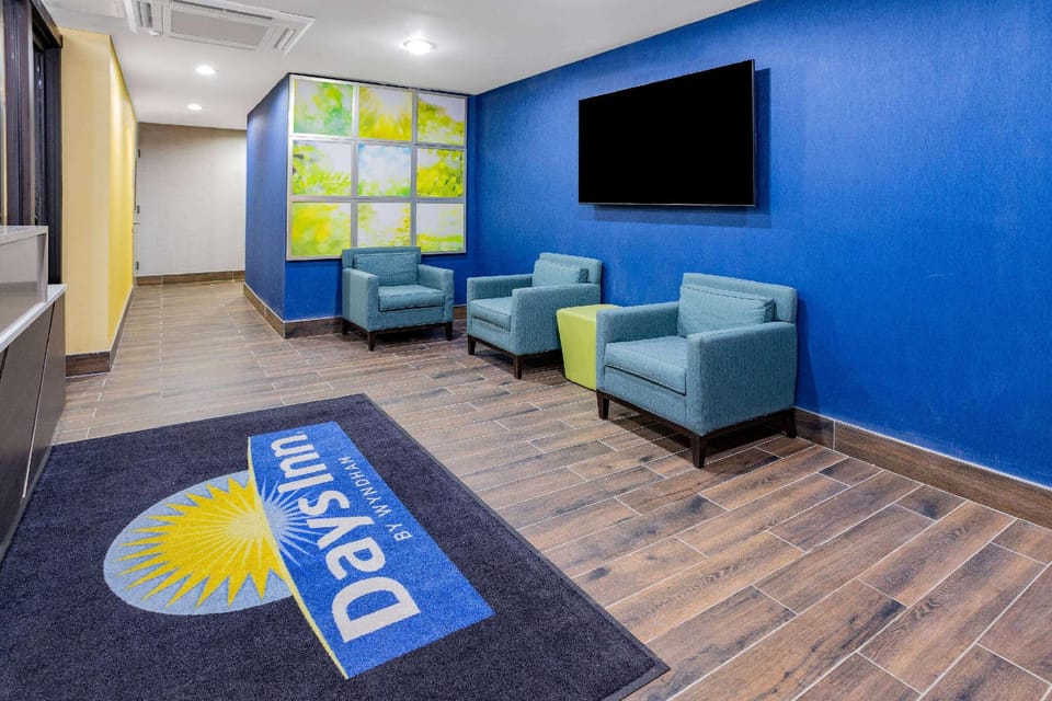 Days Inn by Wyndham Bronx NYC Hotel in Bronx