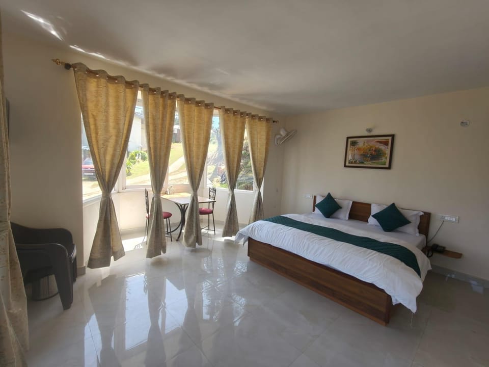 Elphinstone Inn Inn in Uttarakhand
