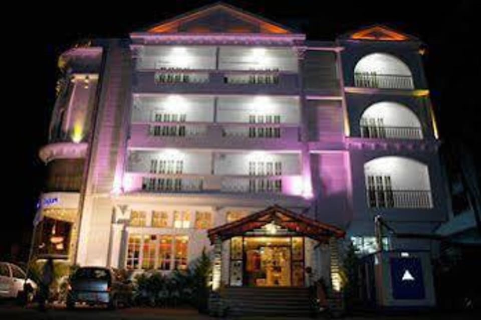 crystal paark inn Hotel in Mysuru