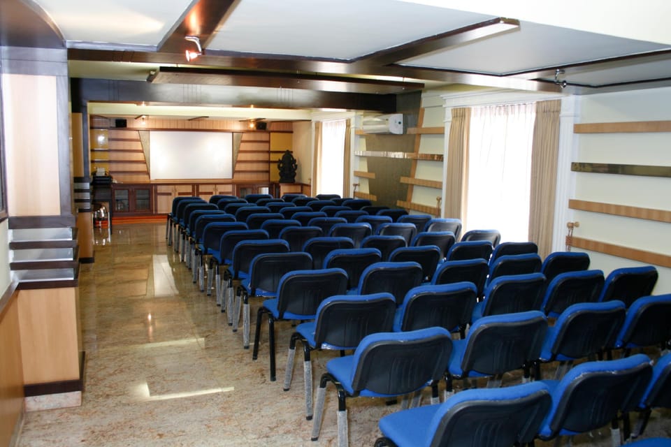 crystal paark inn Hotel in Mysuru