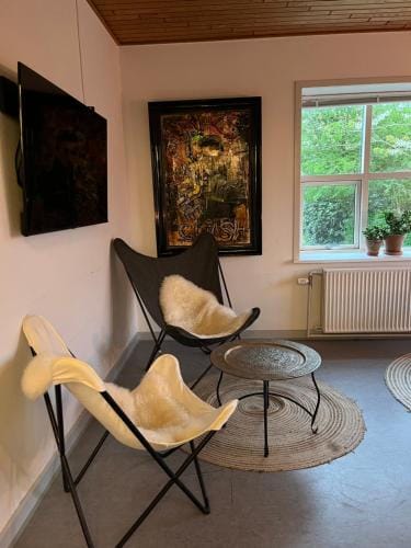 Room 6 - Hawkraft Kulturhotel Hotel in Vestervig