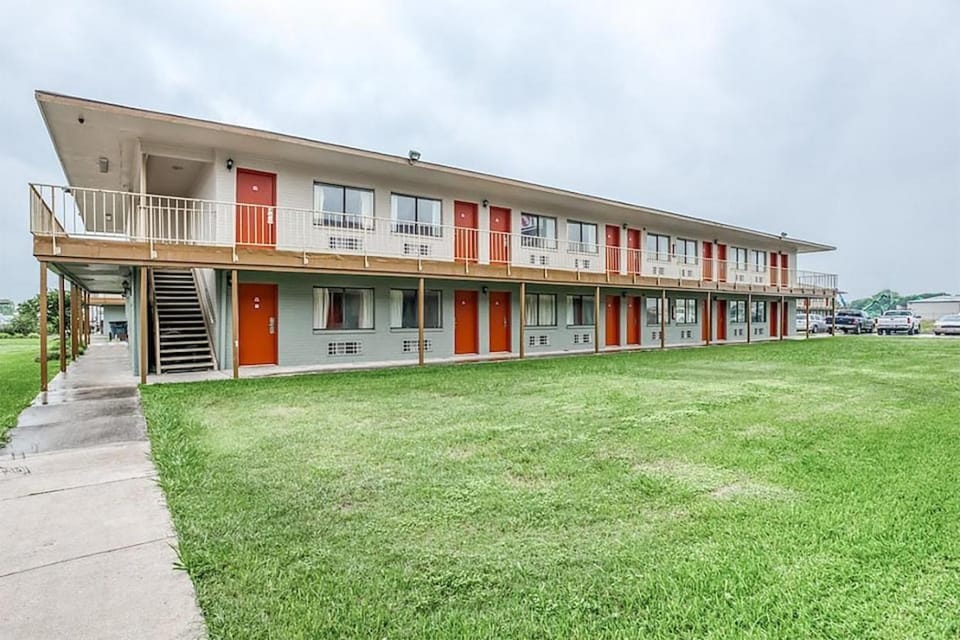 Studio Suites Hotel in San Antonio