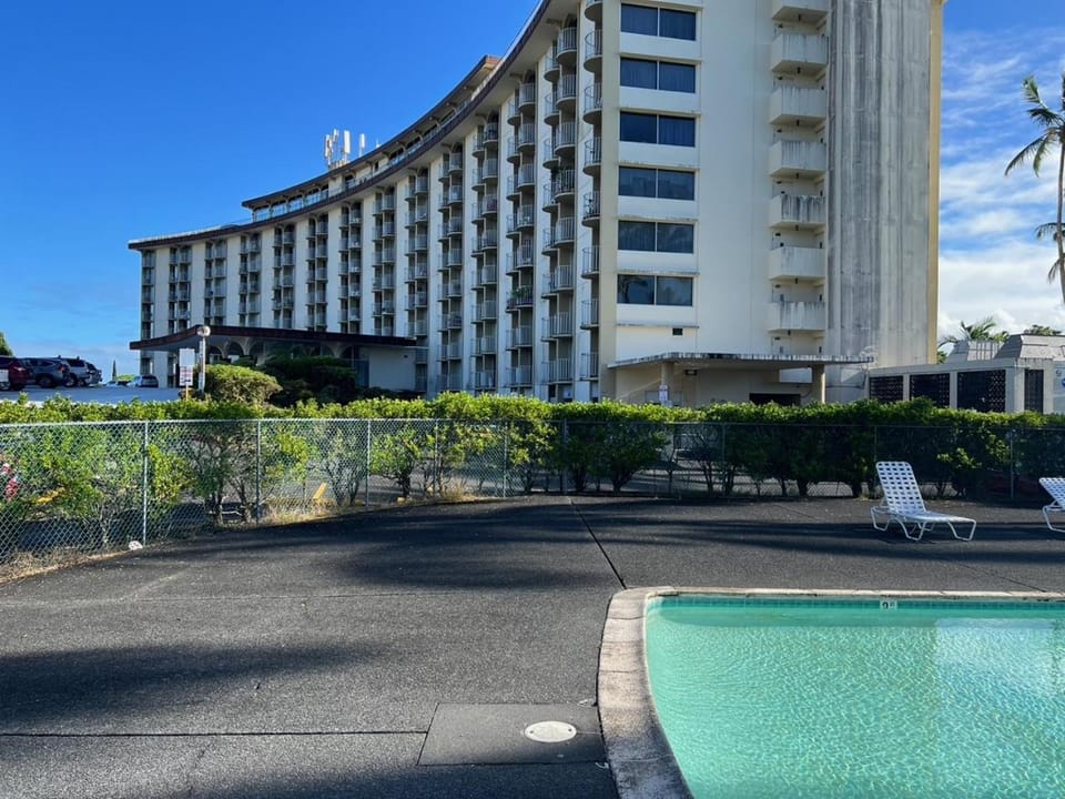 Stunning Views Best location in Hilo 2BR modern Condo Apartment hotel in Hilo