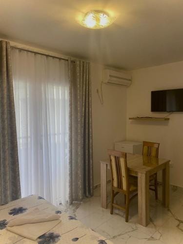 Apartmani Orlovic Bar Hotel in Montenegro