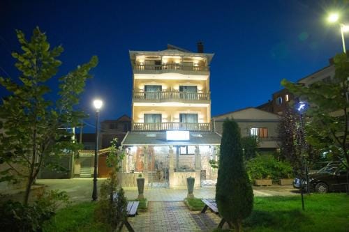 Vila Mariss Hotel in North Macedonia