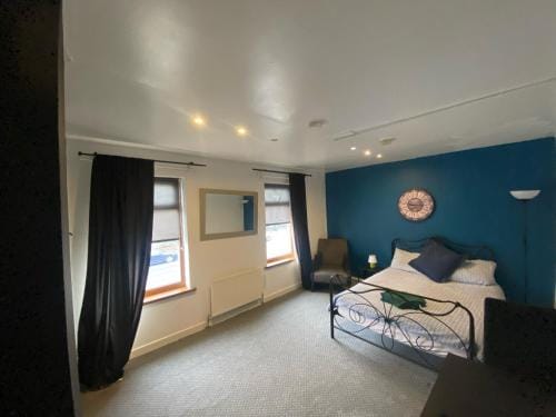 bnb81 Hotel in Belfast