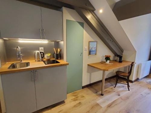Logis Les 7 Freres Hotel in Provence-Alpes-Côte d'Azur