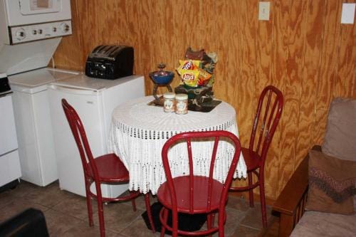 Double U Barr Ranch - Cowboy Cabin Hotel in Rio Grande