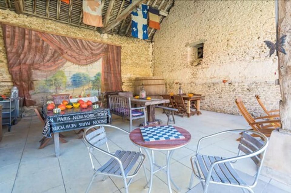 Chambre d’hôtes le Prieuré de Fouchères Hotel in Bourgogne-Franche-Comté