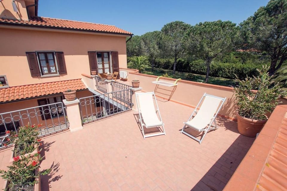Villa Mandrioli Agriturismo Hotel in Tuscany