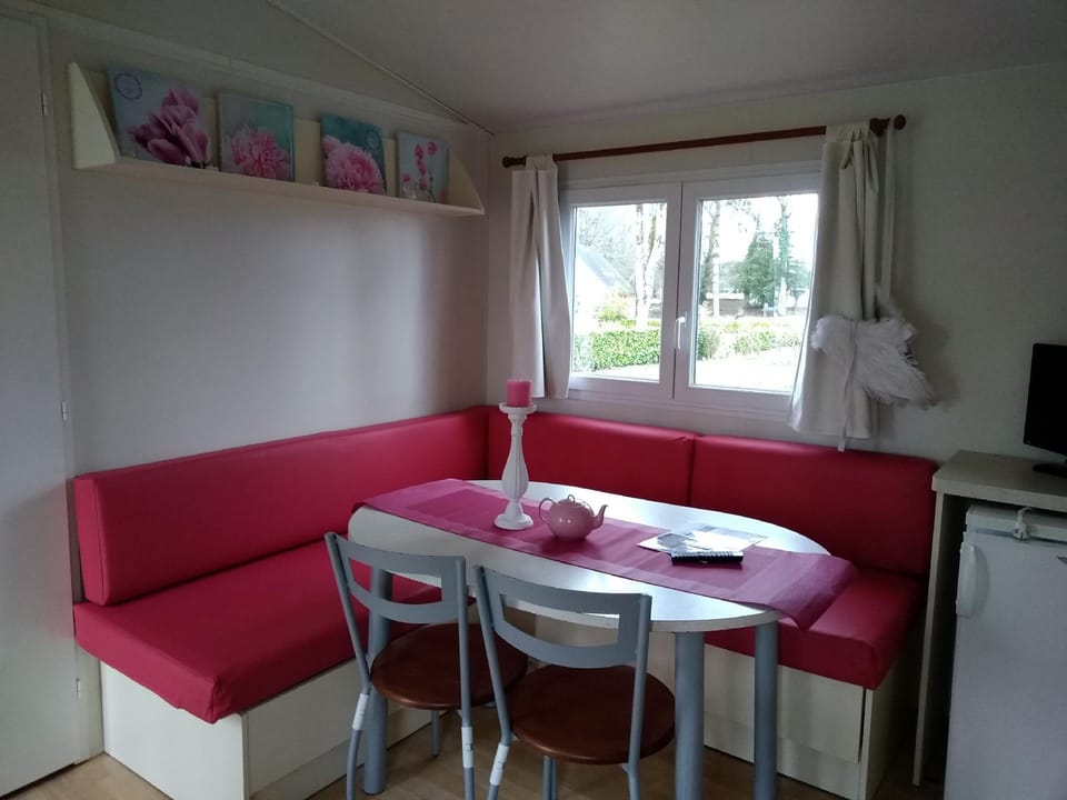 Camping Le Lac O Fées Hotel in Finistere