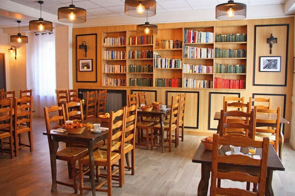 Hôtel Les Bateliers Hotel in Auvergne-Rhône-Alpes