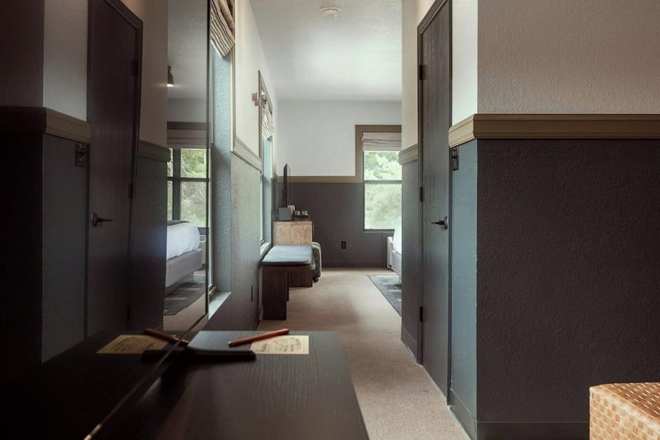 Fall Creek Inn and Suites Hotel in Branson