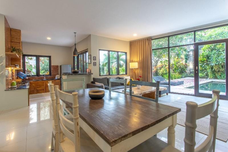 Balian Surf Villas Hotel in West Selemadeg
