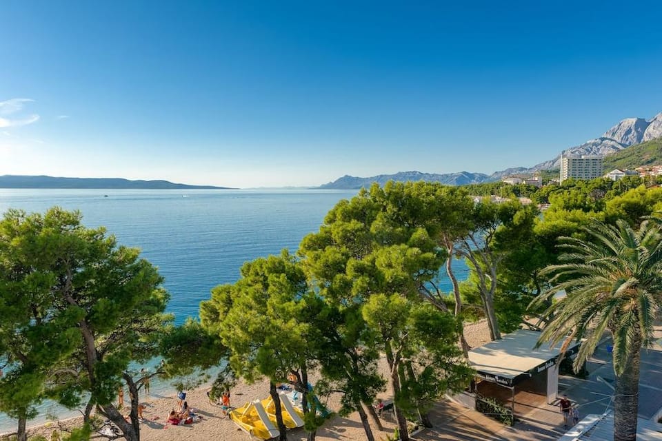 Hotel Central Beach 9 Hotel in Makarska