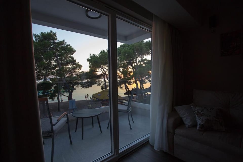 Hotel Central Beach 9 Hotel in Makarska