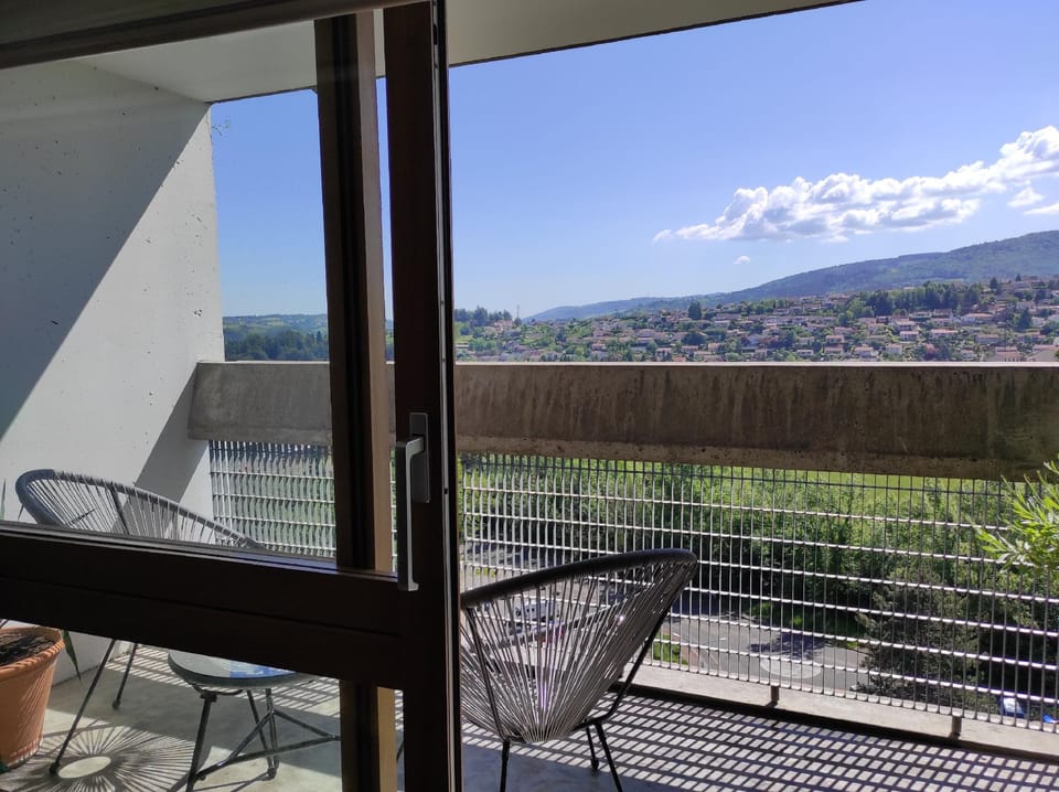 Homestay Le Corbusier 5 ieme Rue Hotel in Saint-Étienne