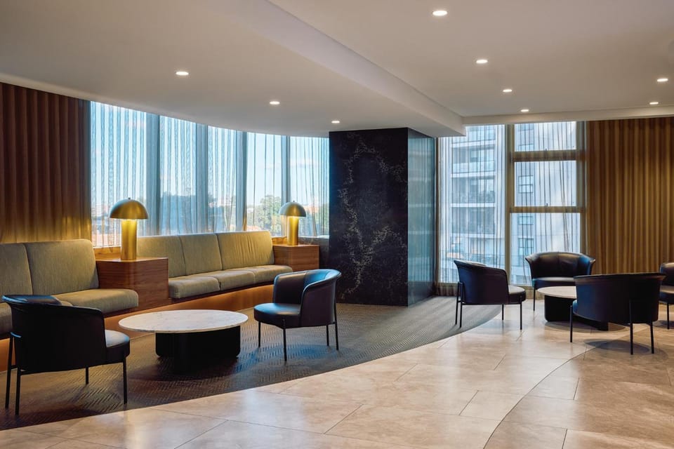 Meriton Suites George Street, Parramatta Hotel in Parramatta