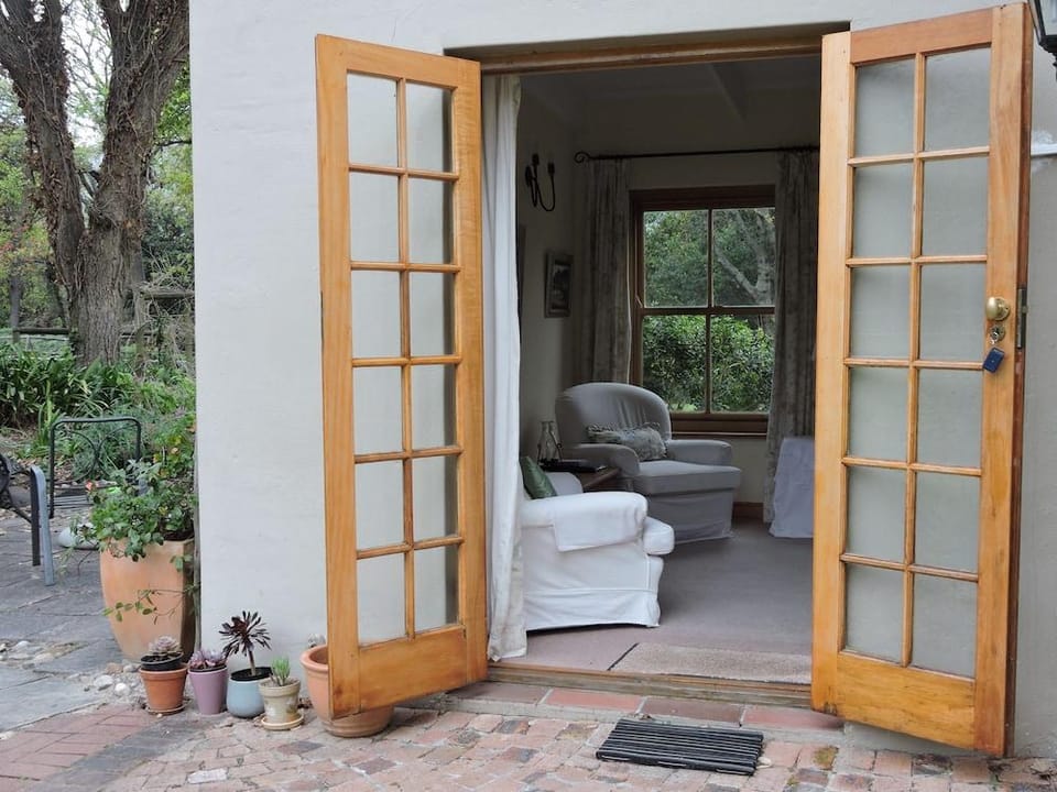Languedoc Farm Hotel in Stellenbosch