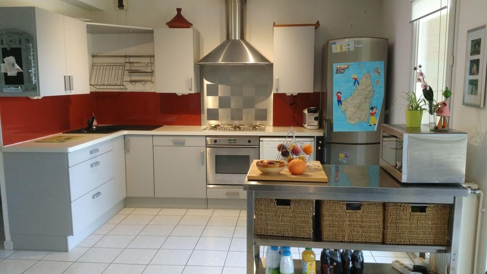 Chambre d hôtes Les Cottages de Sainte Emilie,hôte privé Hotel in Auvergne-Rhône-Alpes