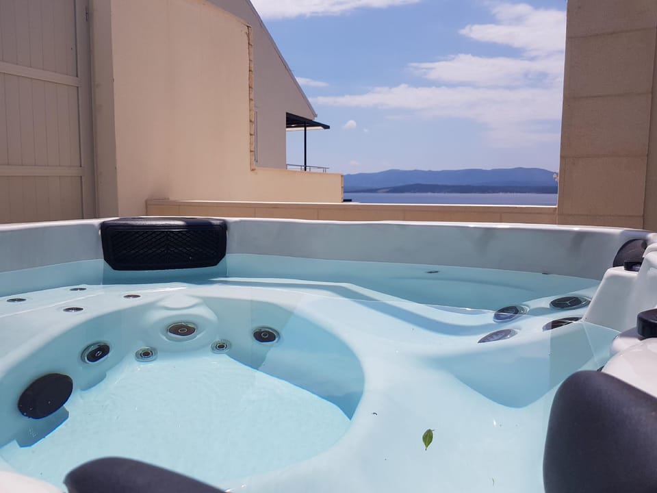 Villa Azzurra Hotel in Bol