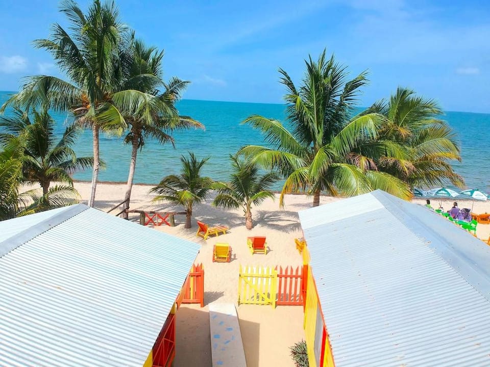 Julia´s Cabanas Hotel in Placencia