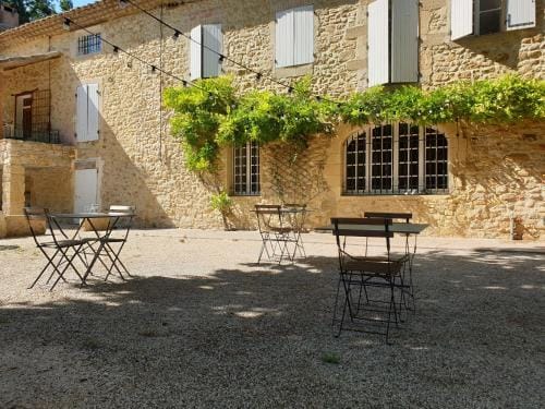 MAS DU RECATI Hotel in Provence-Alpes-Côte d'Azur