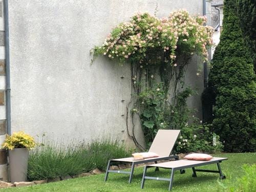 Les Hirondelles de la villa des roses Hotel in Brittany