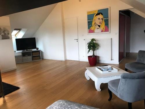 Vaste Chambre Privee proche du Centre de Rennes Hotel in Rennes