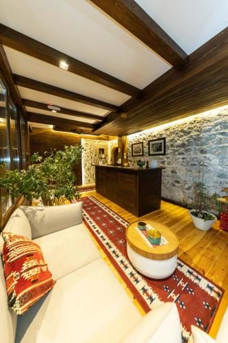 Hotel - Kulla e Zenel Beut Hotel in Montenegro