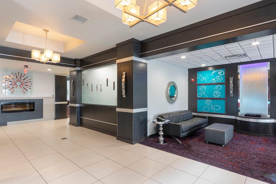Holiday Inn Express & Suites Columbus - Polaris Parkway / COLUMBUS By IHG Hotel in Westerville