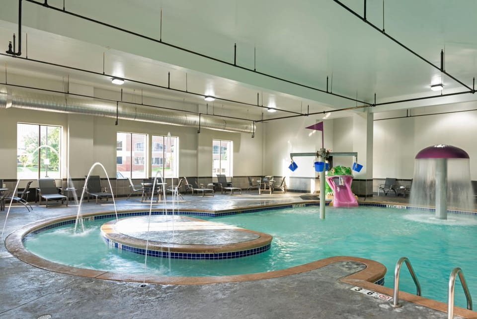 Holiday Inn Express & Suites Columbus - Polaris Parkway / COLUMBUS By IHG Hotel in Westerville