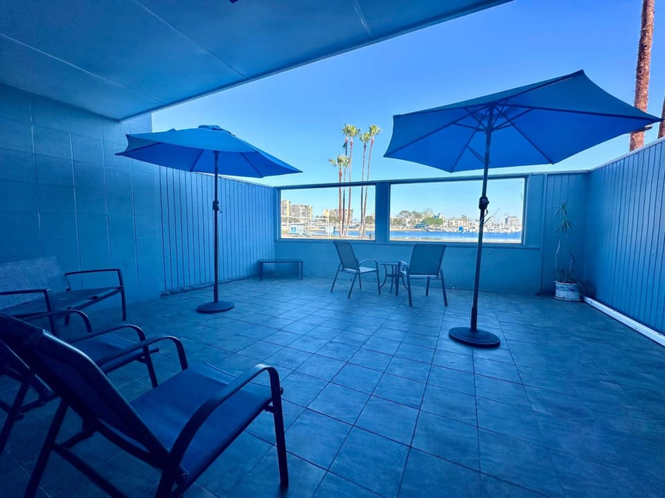 Foghorn Harbor Inn Hotel in Marina del Rey