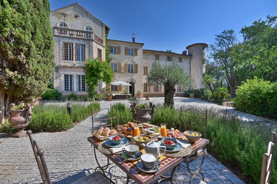 Chateau de Taradel Hotel in Lorgues