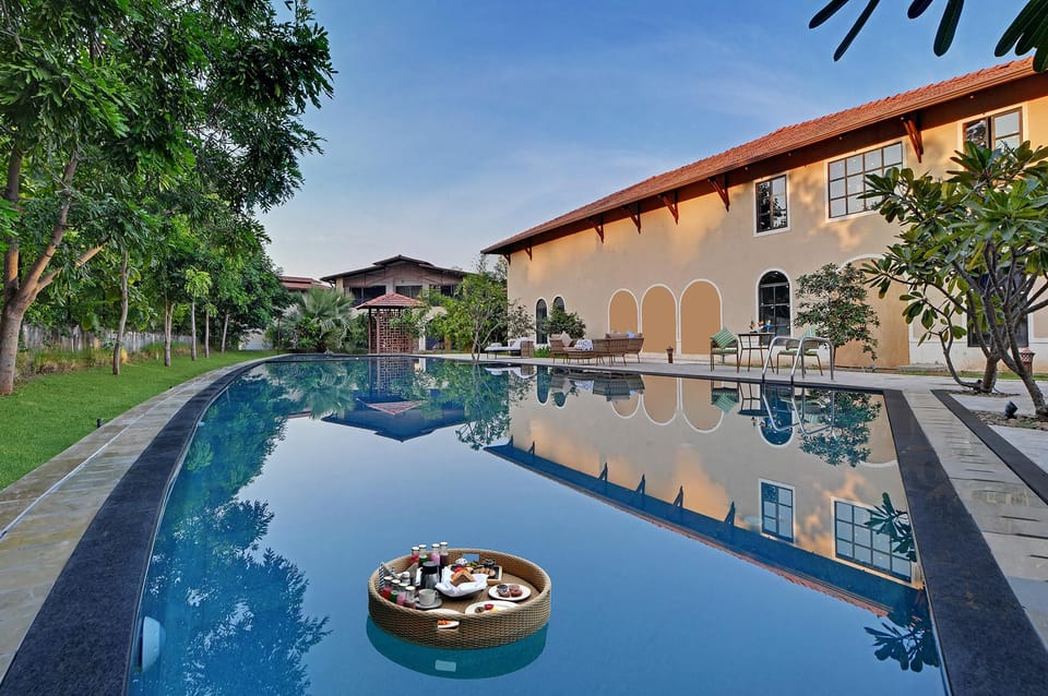 Swimming pool