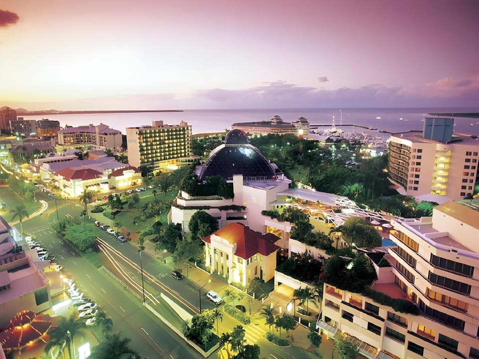 Coral Reef Apartments Apartment hotel in Cairns