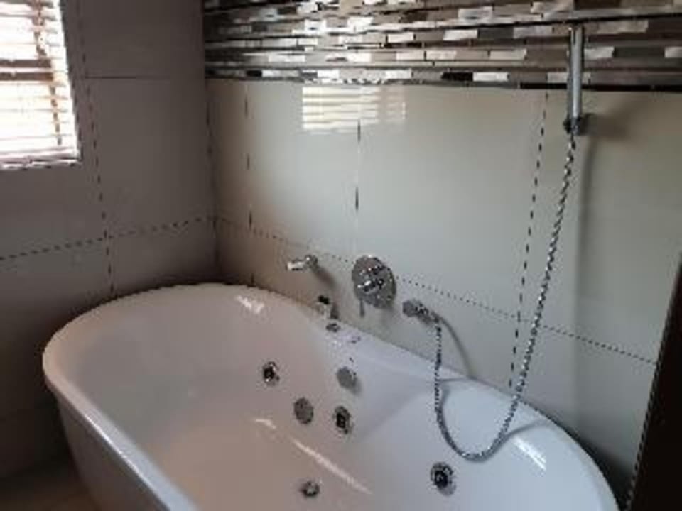 Fa Trez Guest House and Spa Hotel in Pretoria