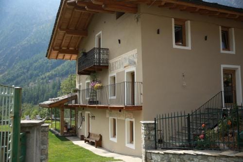 bnb Uja Hotel in Piedmont