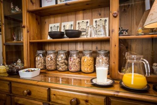 Crown Cottage Farm Hotel in Craven District
