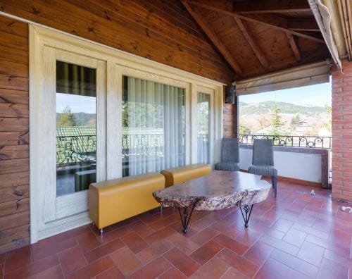 Designer Villa Voskopoje Hotel in North Macedonia