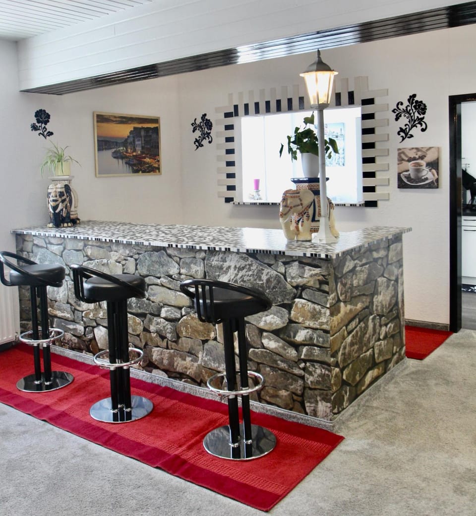 Bar/lounge