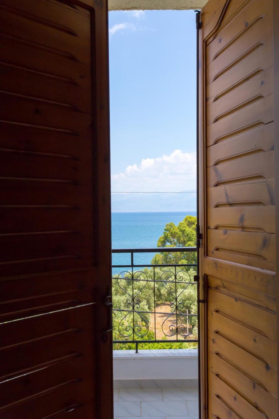 Sunrise Sarelas Apartment hotel in Messenia