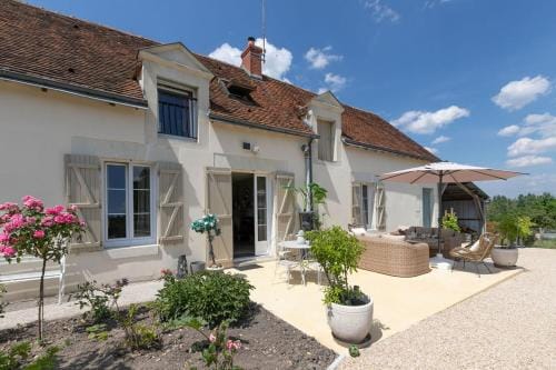 Le Clos des Roses Chambres d hotes aux portes de Beauval et des chateaux de la Loire Hotel in Centre-Val de Loire