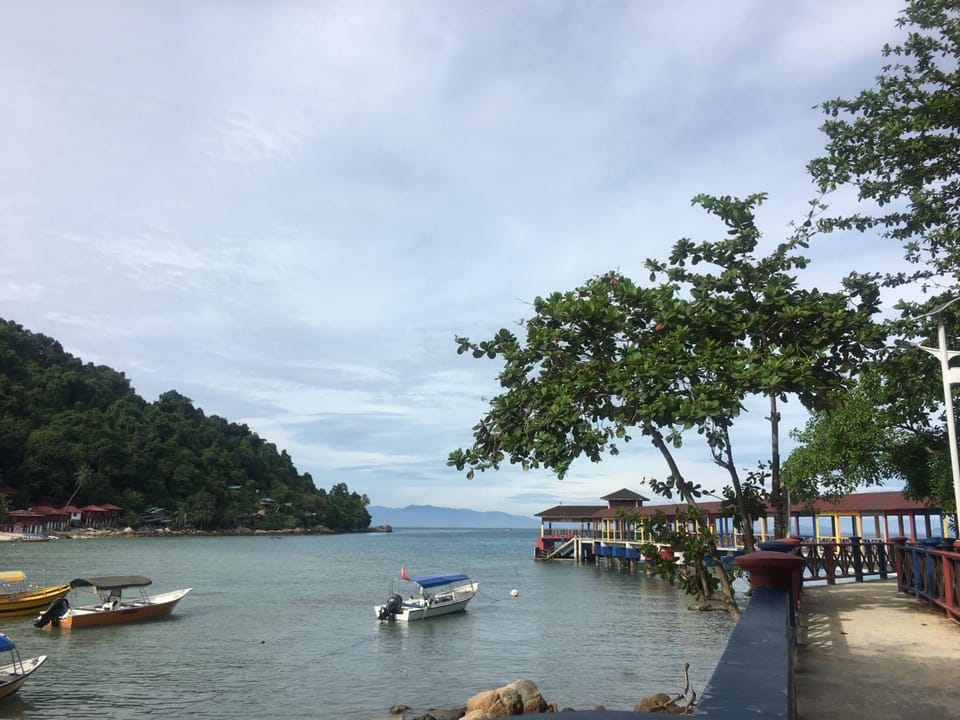 Quiver Dive Team Perhentian Dorm Hostel in Terengganu, Malaysia