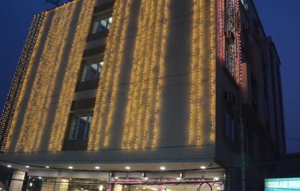 HOTEL EDEN ROC Hotel in Bhubaneswar