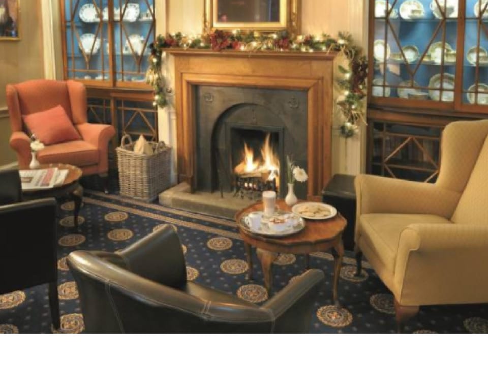 The Bear Hotel Hotel in Rowde