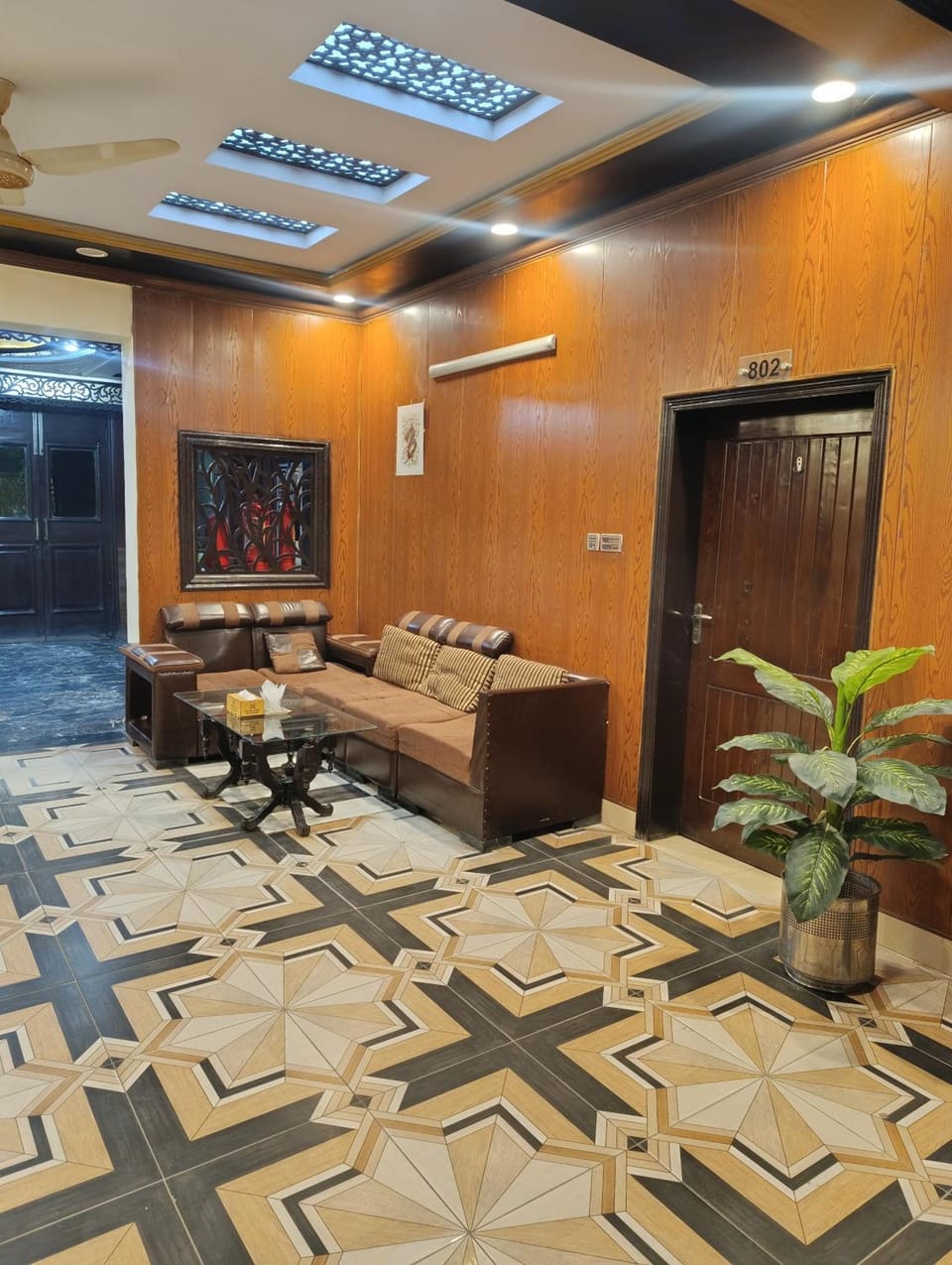 Hotel Laxen Inn Multan  Hotel in Punjab