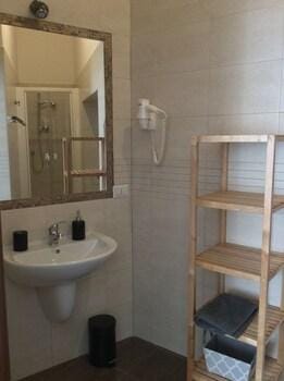 B&B Fuori Dal Porto Hotel in Civitavecchia