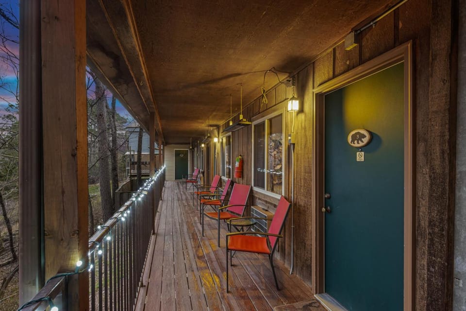 The Lookout Lodge Lodge in Eureka Springs